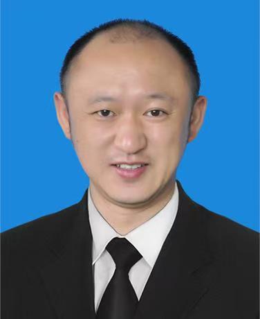 韩东